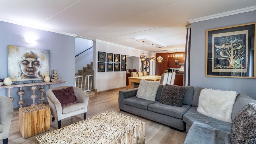 3 Bedroom Property for Sale in Glenvista Gauteng