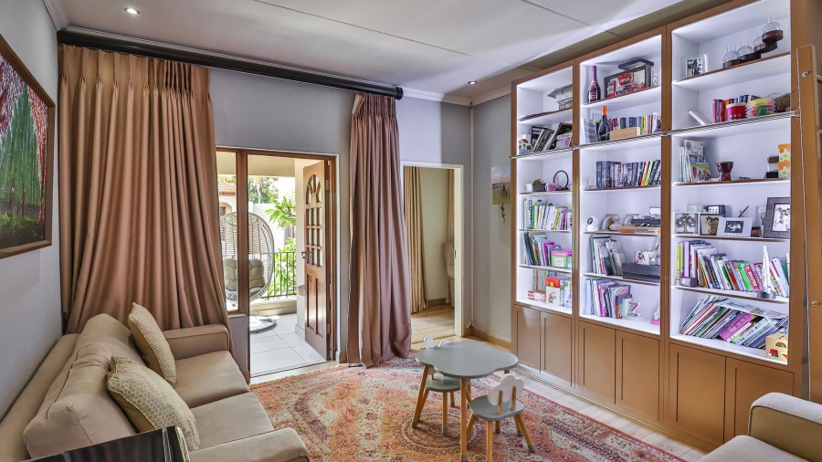 3 Bedroom Property for Sale in Glenvista Gauteng