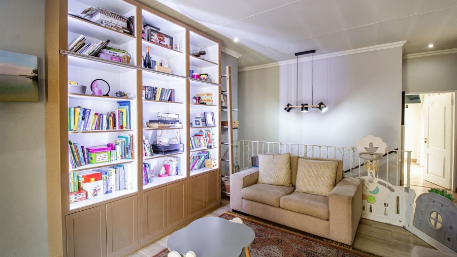 3 Bedroom Property for Sale in Glenvista Gauteng