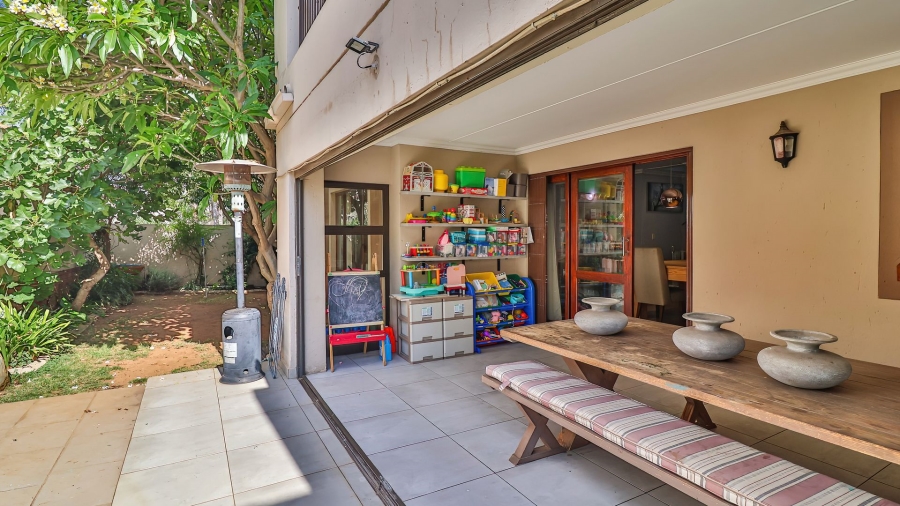 3 Bedroom Property for Sale in Glenvista Gauteng