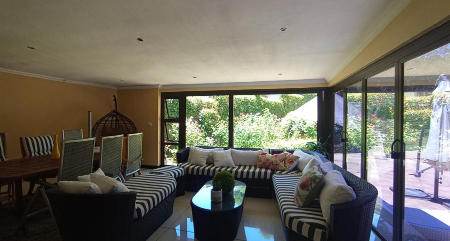 4 Bedroom Property for Sale in Waterkloof Ridge Gauteng