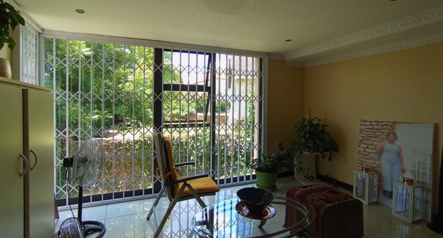 4 Bedroom Property for Sale in Waterkloof Ridge Gauteng