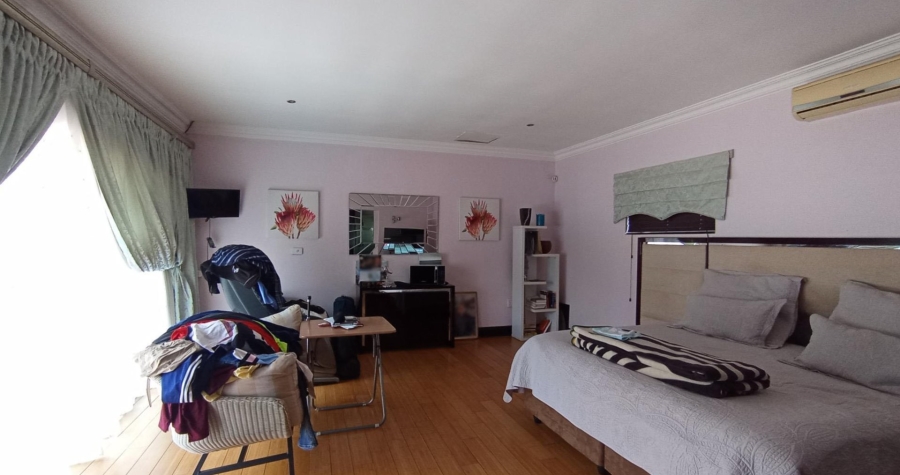 4 Bedroom Property for Sale in Waterkloof Ridge Gauteng