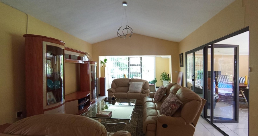 4 Bedroom Property for Sale in Waterkloof Ridge Gauteng