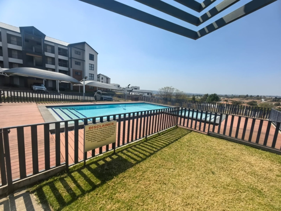 2 Bedroom Property for Sale in North Riding Gauteng