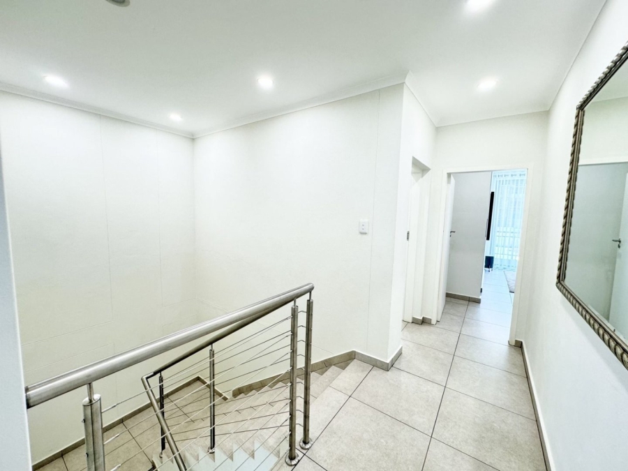 3 Bedroom Property for Sale in Greenstone Hill Gauteng