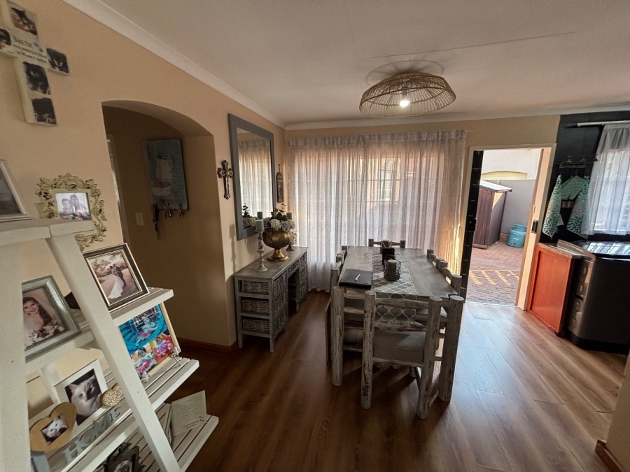 2 Bedroom Property for Sale in Doornpoort Gauteng