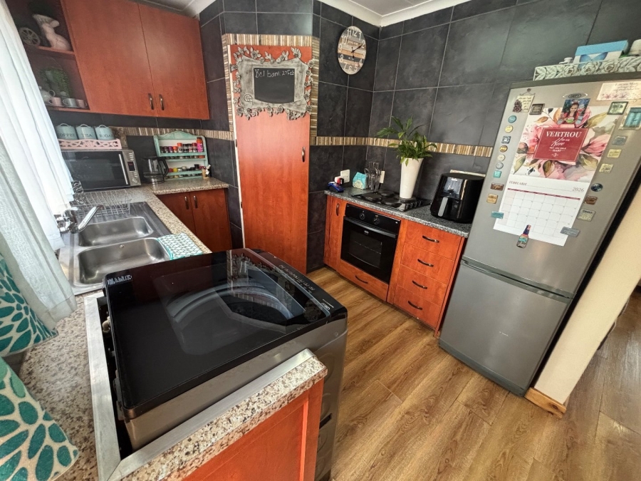 2 Bedroom Property for Sale in Doornpoort Gauteng