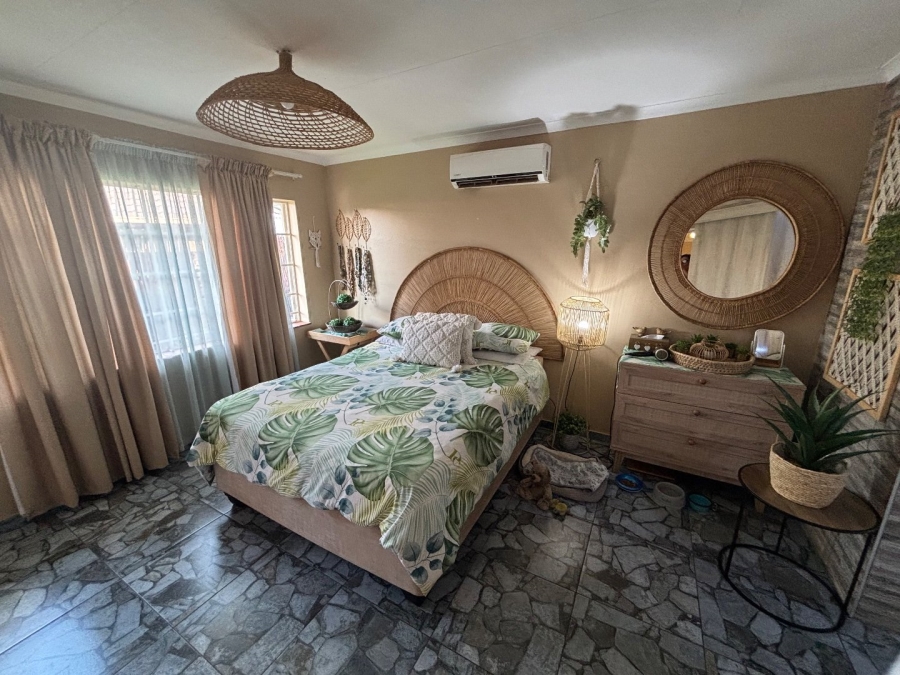 2 Bedroom Property for Sale in Doornpoort Gauteng