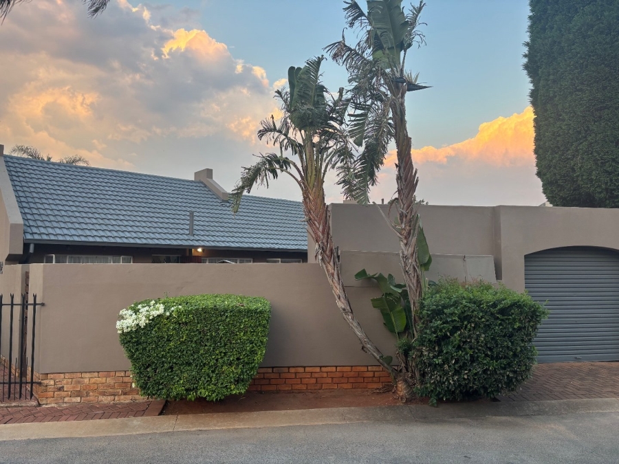 2 Bedroom Property for Sale in Doornpoort Gauteng