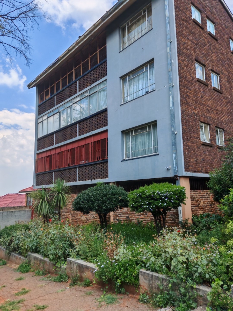 Commercial Property for Sale in Cyrildene Gauteng