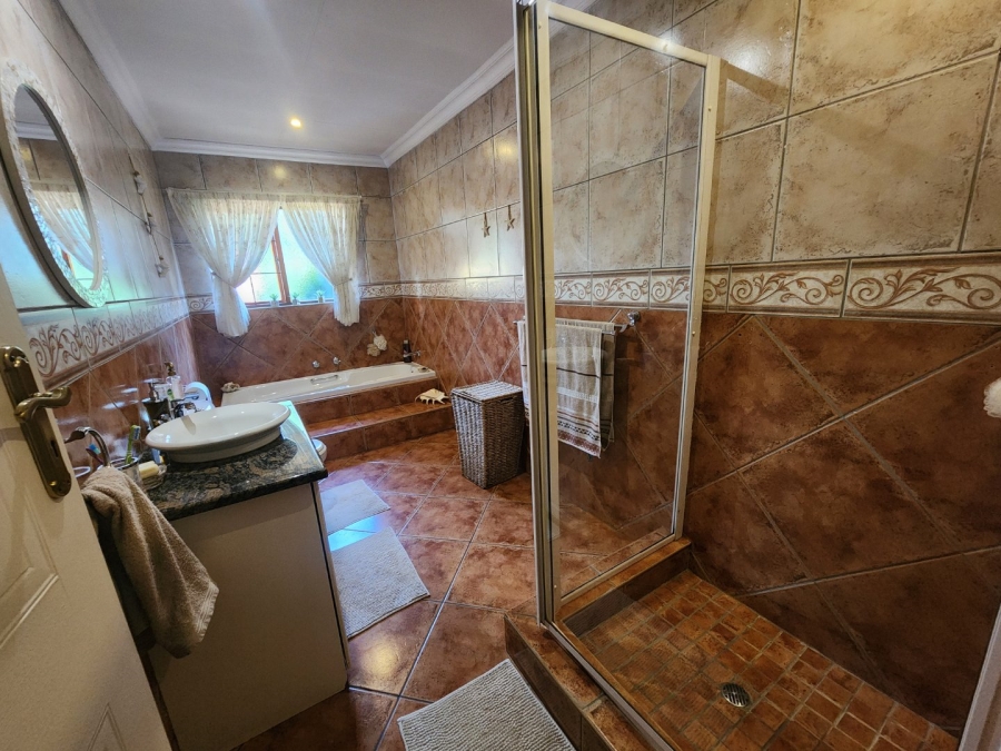 3 Bedroom Property for Sale in Green Acres Estate Gauteng