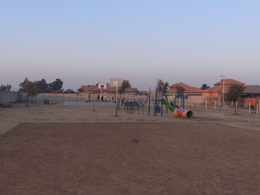 4 Bedroom Property for Sale in Leopard