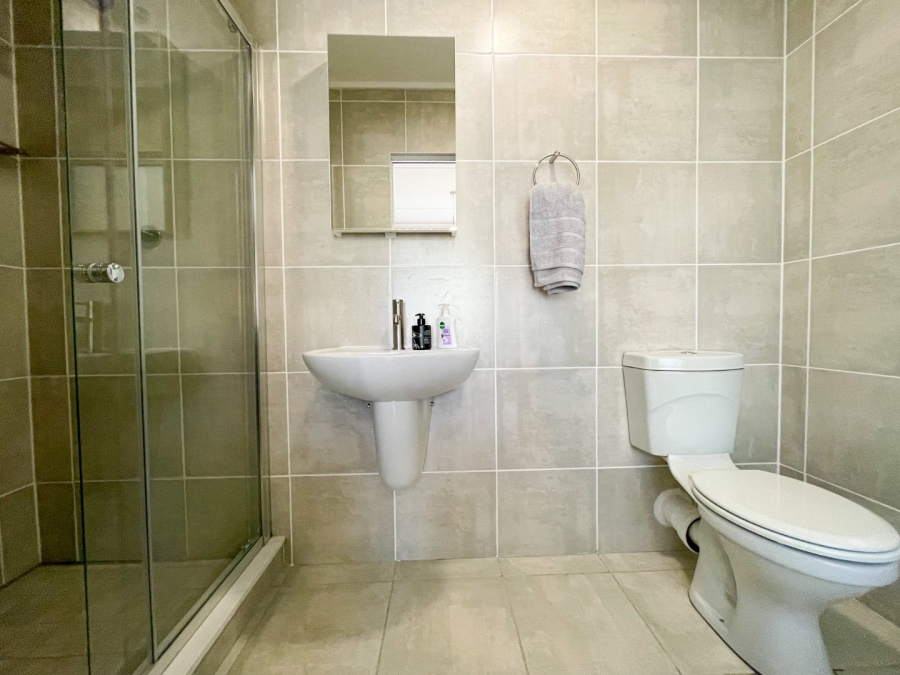 To Let 2 Bedroom Property for Rent in Mooikloof Manor Gauteng