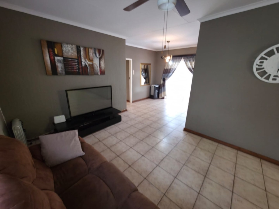 3 Bedroom Property for Sale in Sinoville Gauteng