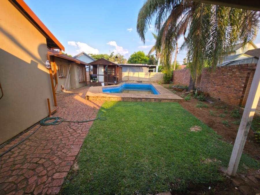 3 Bedroom Property for Sale in Sinoville Gauteng