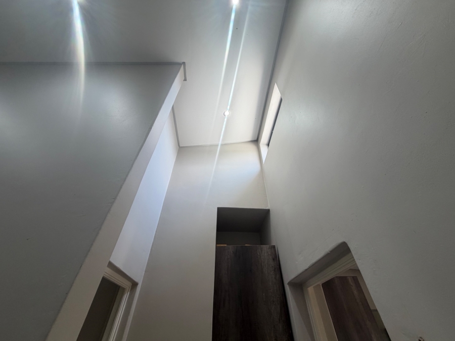 2 Bedroom Property for Sale in Equestria Gauteng
