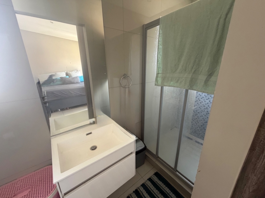 2 Bedroom Property for Sale in Equestria Gauteng