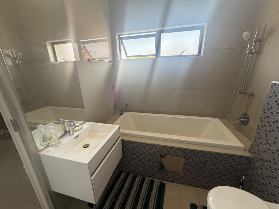 2 Bedroom Property for Sale in Equestria Gauteng