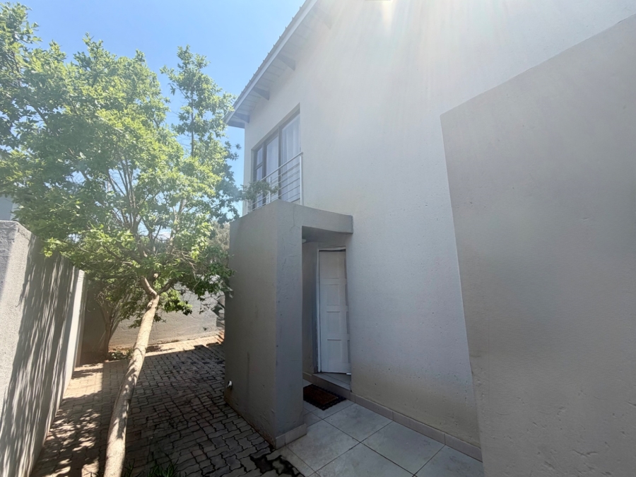 2 Bedroom Property for Sale in Equestria Gauteng