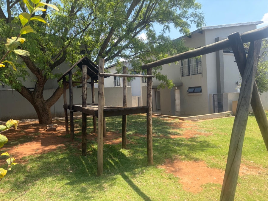 2 Bedroom Property for Sale in Equestria Gauteng