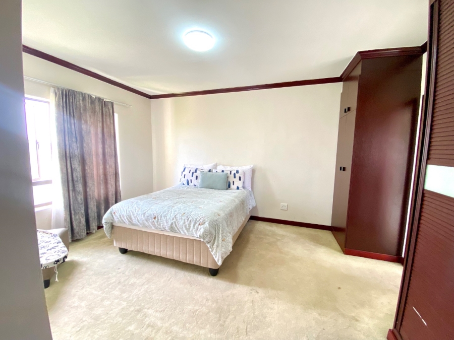 2 Bedroom Property for Sale in Blue Hills Gauteng