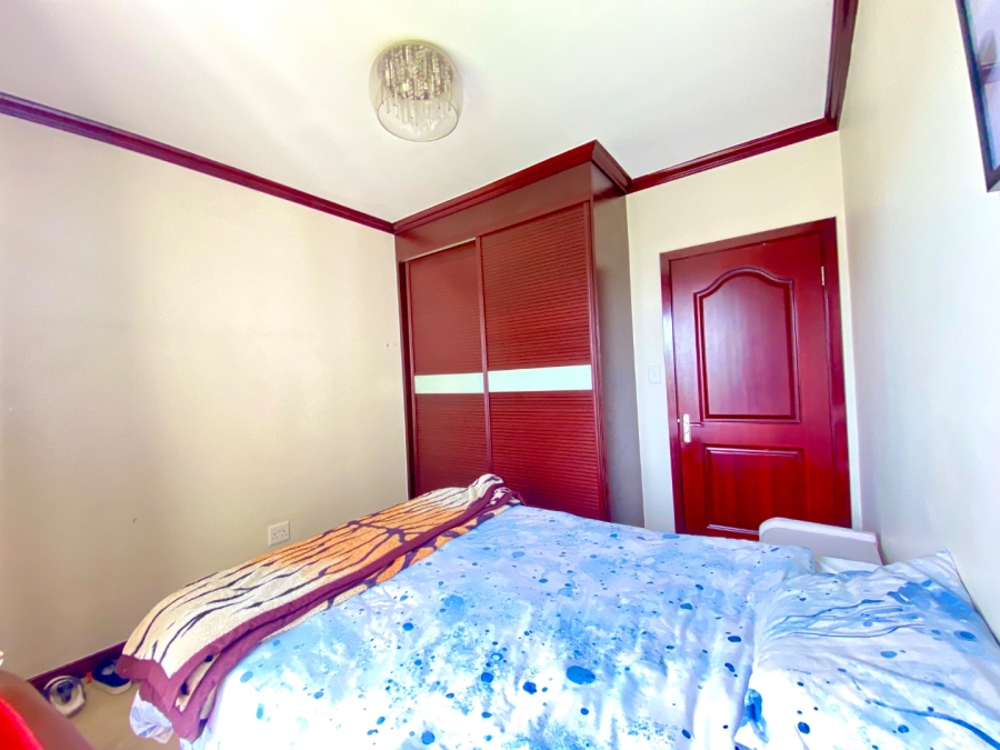 2 Bedroom Property for Sale in Blue Hills Gauteng
