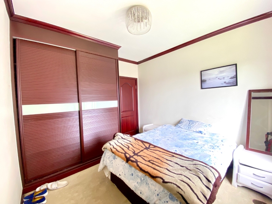 2 Bedroom Property for Sale in Blue Hills Gauteng