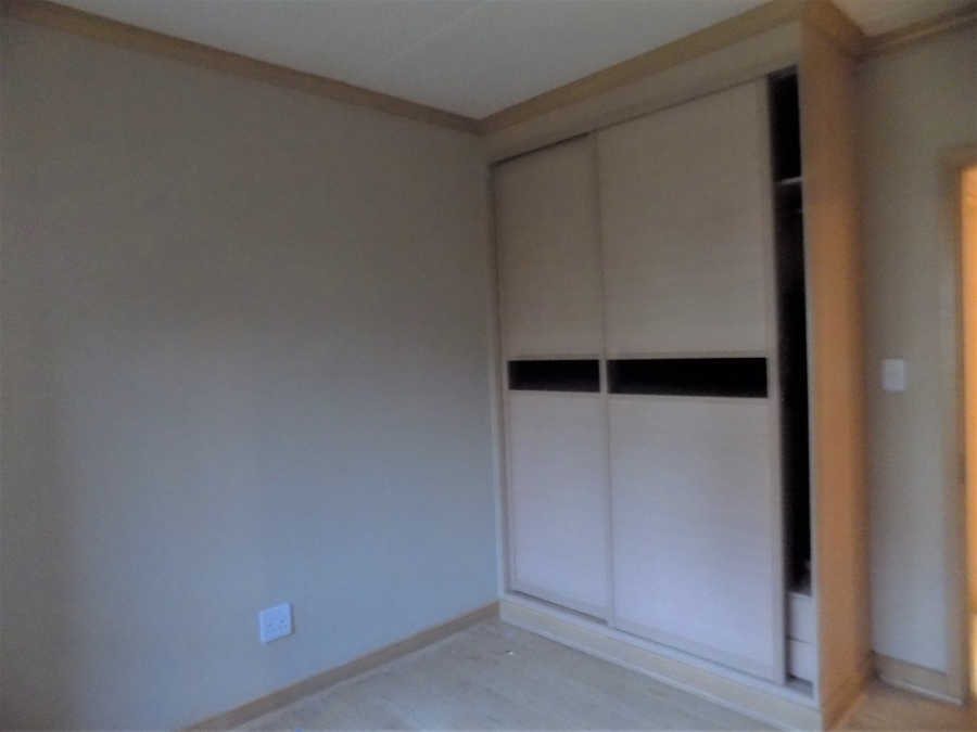 To Let 1 Bedroom Property for Rent in Noordwyk Gauteng