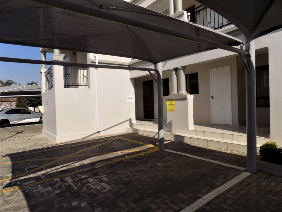 To Let 1 Bedroom Property for Rent in Noordwyk Gauteng