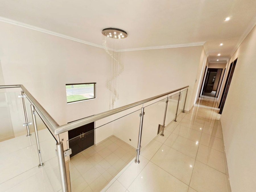 6 Bedroom Property for Sale in Monavoni Gauteng
