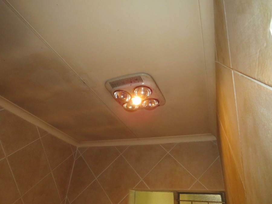 4 Bedroom Property for Sale in Mountain View Gauteng