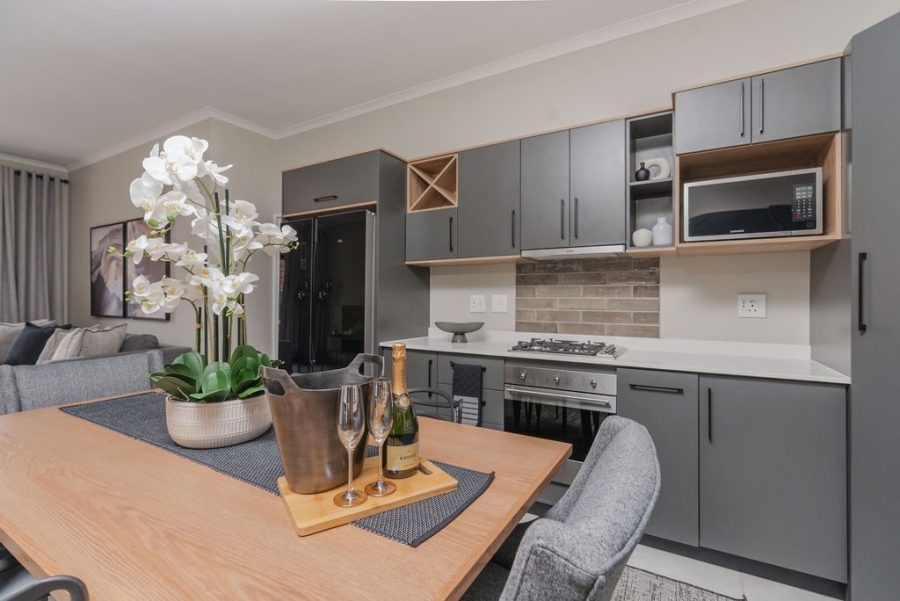 3 Bedroom Property for Sale in Boardwalk Villas Gauteng