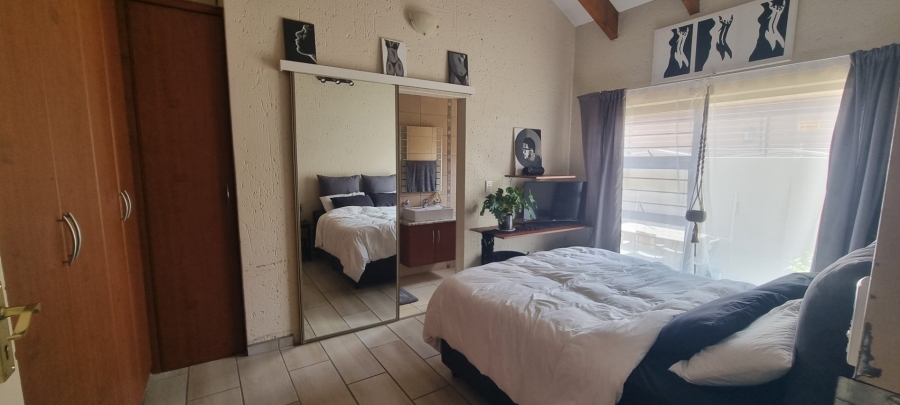 1 Bedroom Property for Sale in Rynfield Gauteng