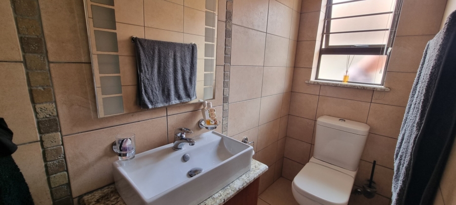 1 Bedroom Property for Sale in Rynfield Gauteng