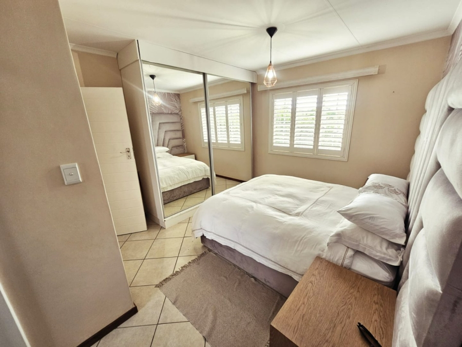 2 Bedroom Property for Sale in Monavoni Gauteng
