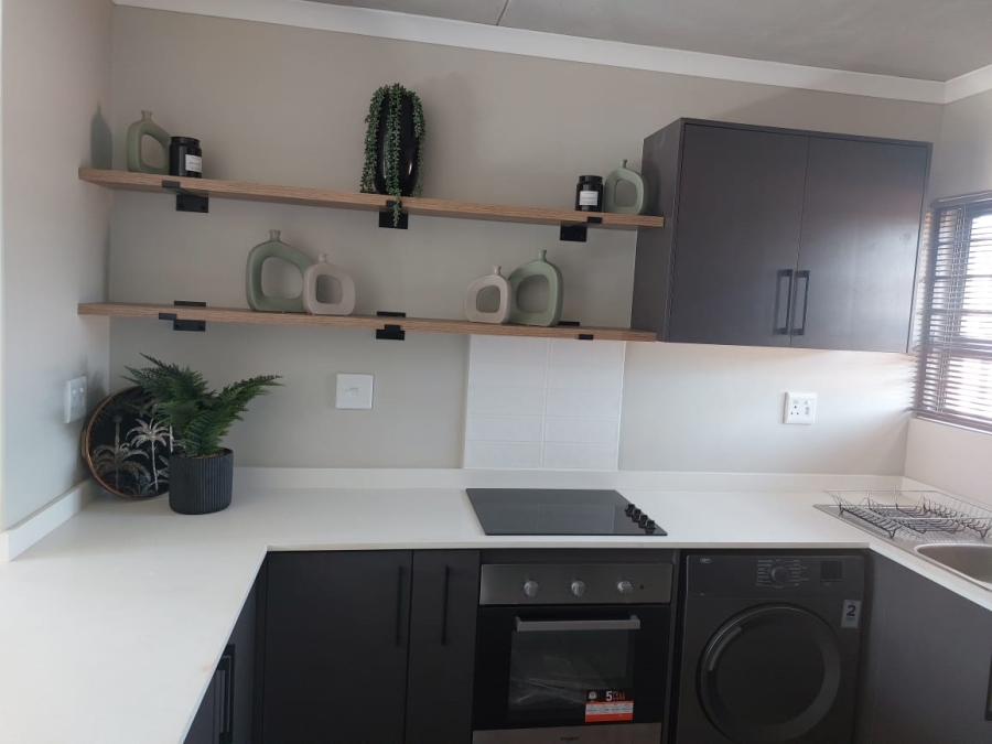 2 Bedroom Property for Sale in Sinoville Gauteng