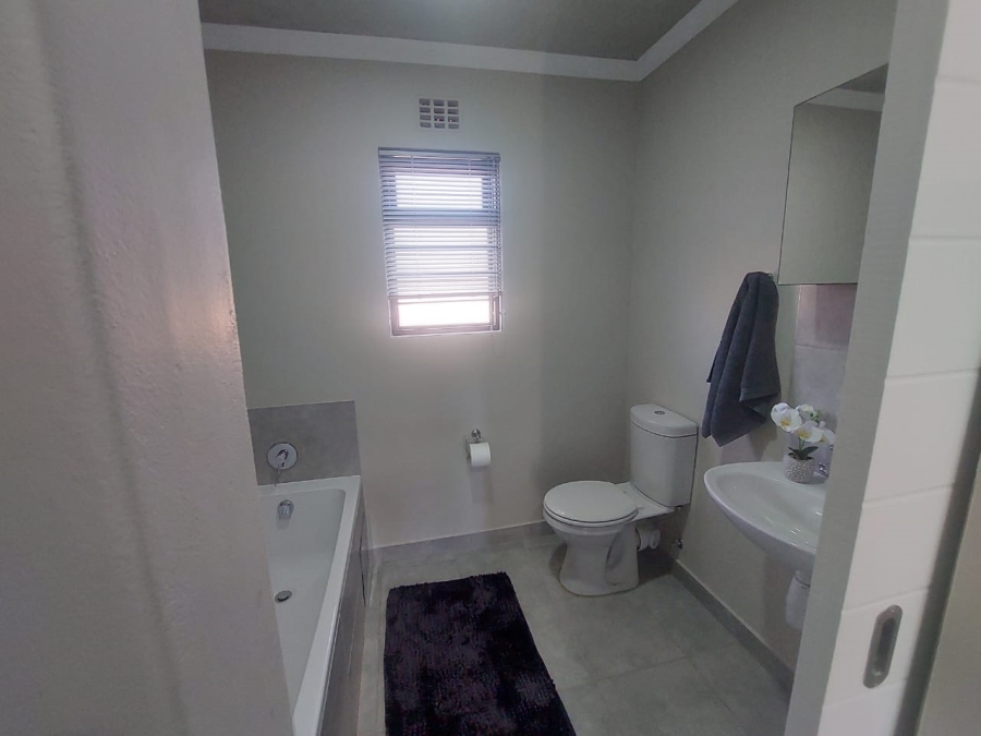 2 Bedroom Property for Sale in Sinoville Gauteng