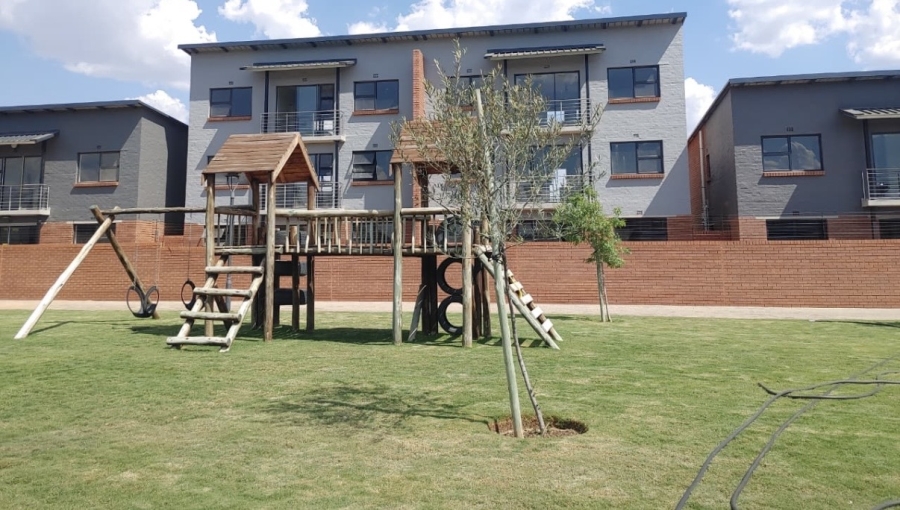 2 Bedroom Property for Sale in Sinoville Gauteng