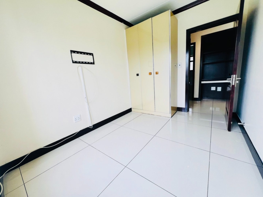 To Let 2 Bedroom Property for Rent in Maroeladal Gauteng