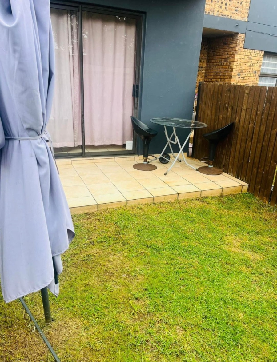 To Let 1 Bedroom Property for Rent in Comet Gauteng