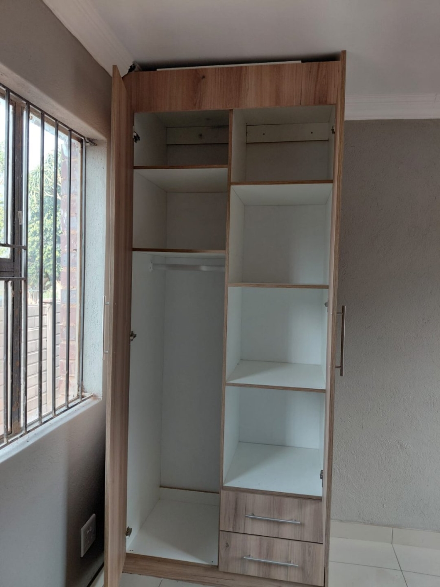 To Let 1 Bedroom Property for Rent in Chantelle Gauteng