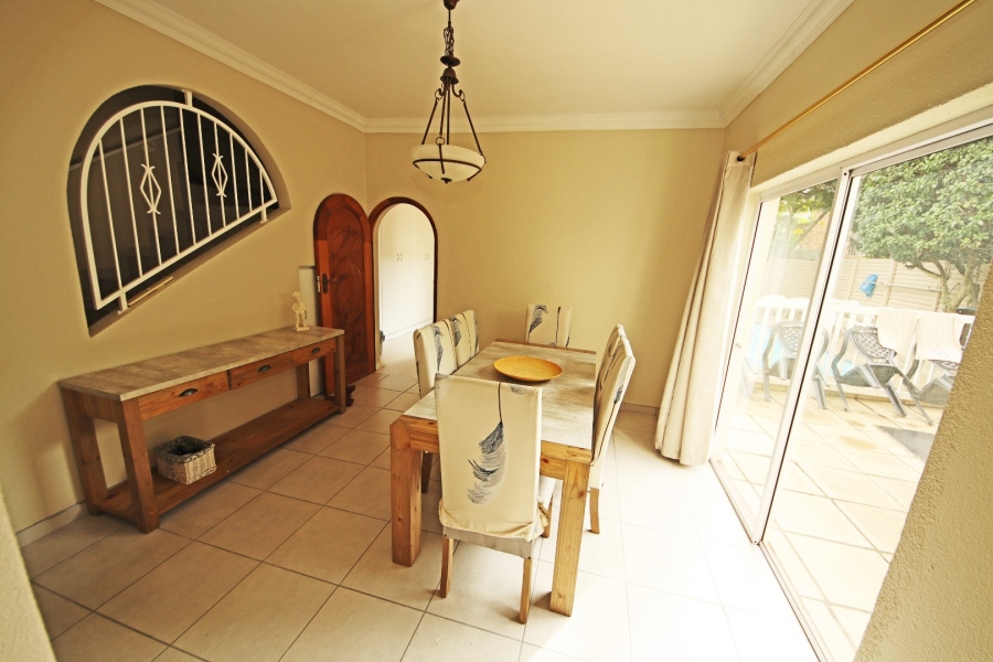 To Let 4 Bedroom Property for Rent in Edenvale Central Gauteng
