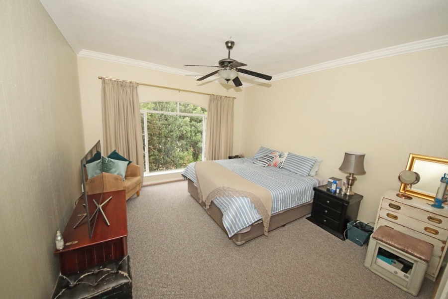 To Let 4 Bedroom Property for Rent in Edenvale Central Gauteng