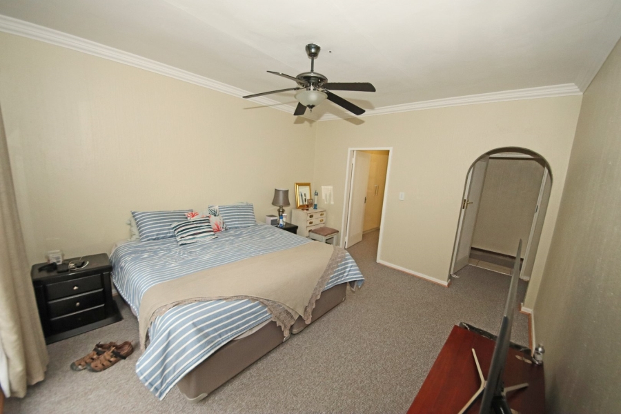 To Let 4 Bedroom Property for Rent in Edenvale Central Gauteng