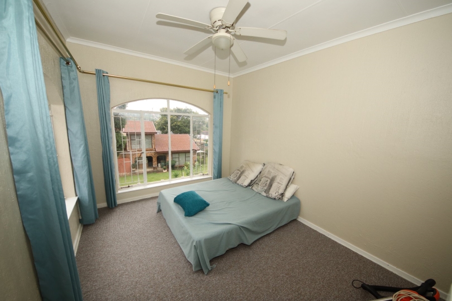 To Let 4 Bedroom Property for Rent in Edenvale Central Gauteng