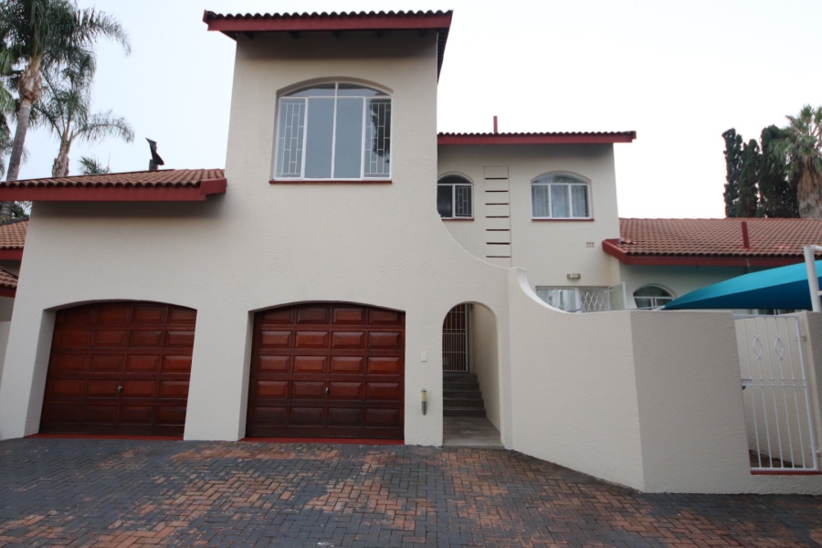 To Let 4 Bedroom Property for Rent in Edenvale Central Gauteng