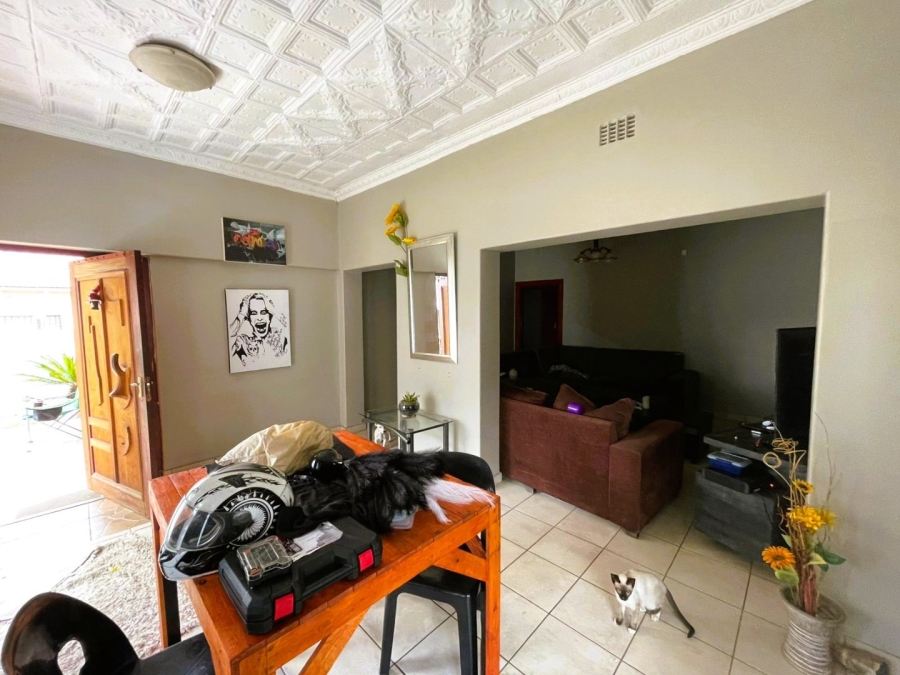 5 Bedroom Property for Sale in Glenvarloch Gauteng