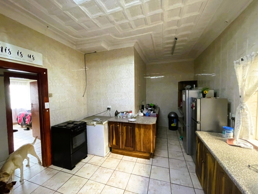 5 Bedroom Property for Sale in Glenvarloch Gauteng