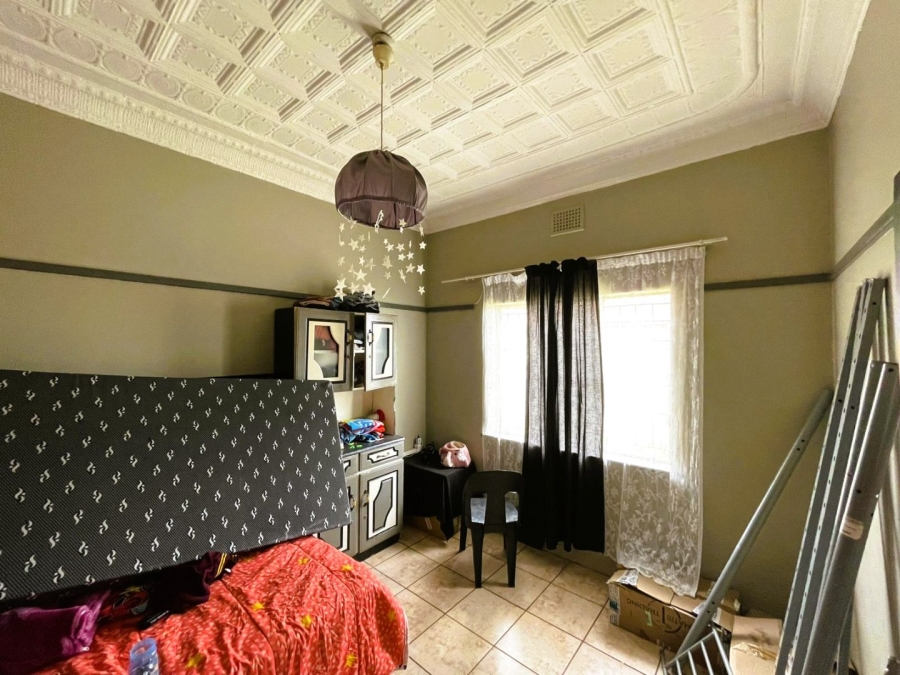 5 Bedroom Property for Sale in Glenvarloch Gauteng